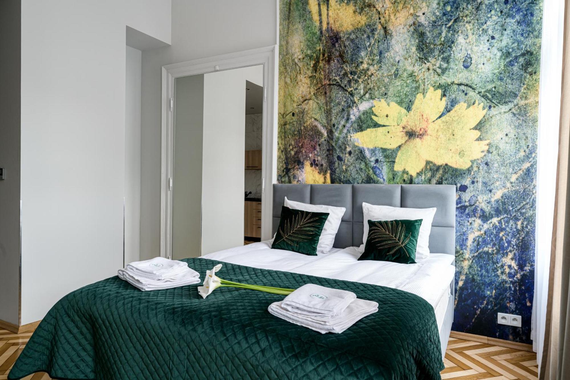 Arts Apartments - Krakow Old Town Стая снимка